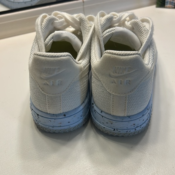 Women’s Nike Shoes - Picture 3 of 6